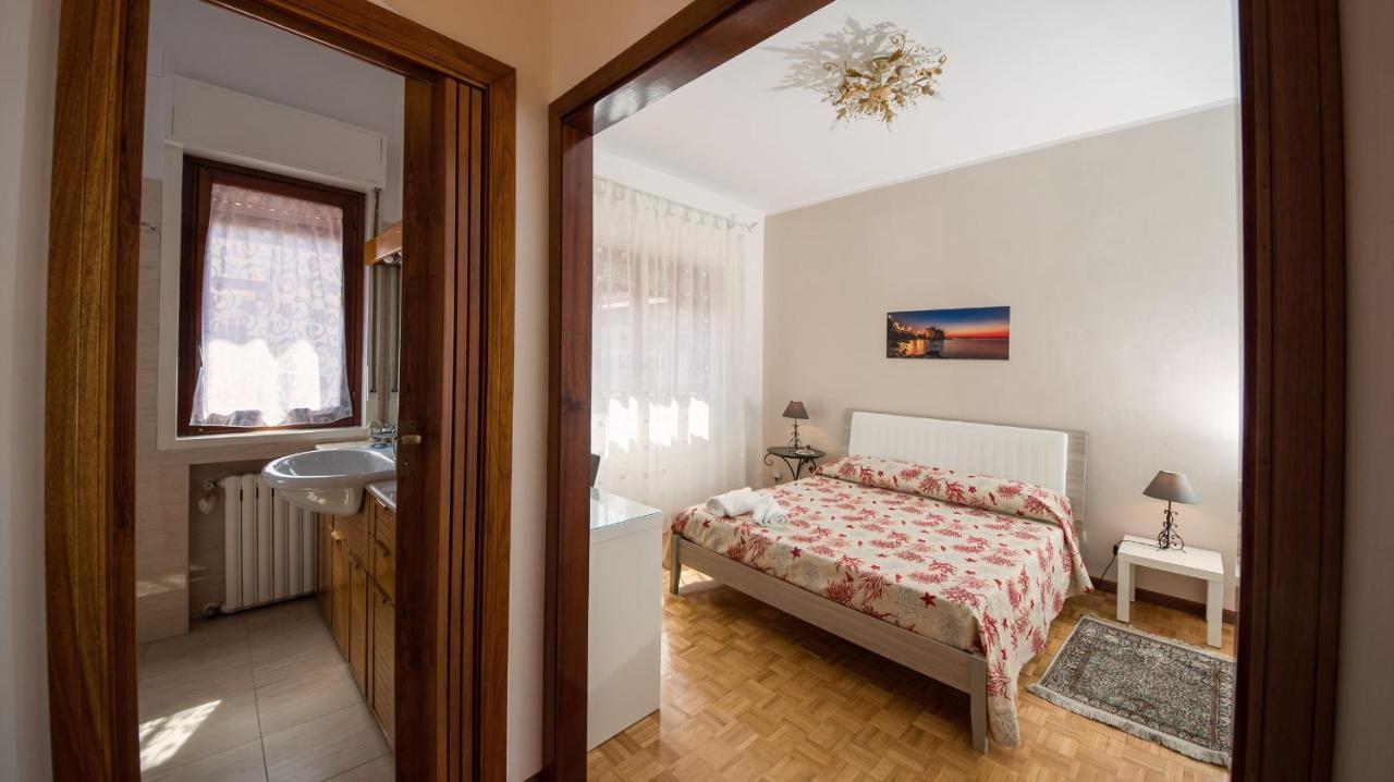 La Castellese Bed & Breakfast Aci Castello Eksteriør bilde
